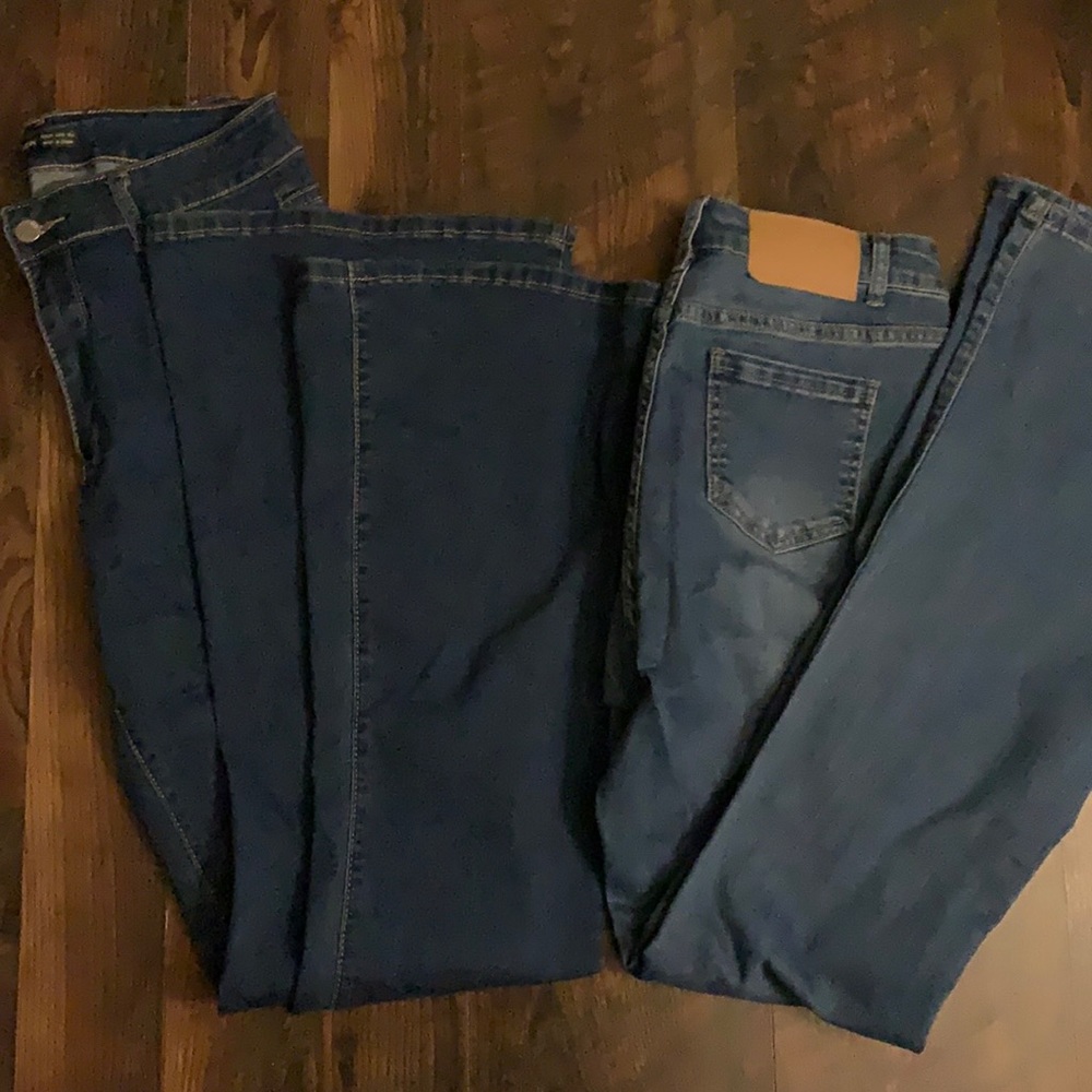 Wide legged stretch jeans